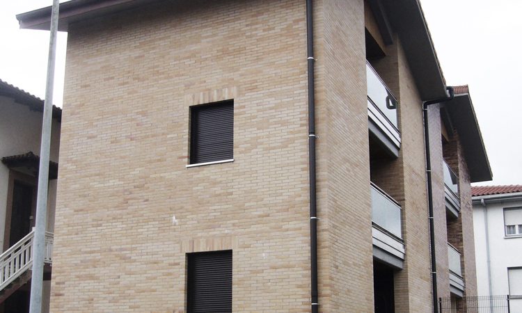 2 VIVIENDAS CALLE JOLO 12-14